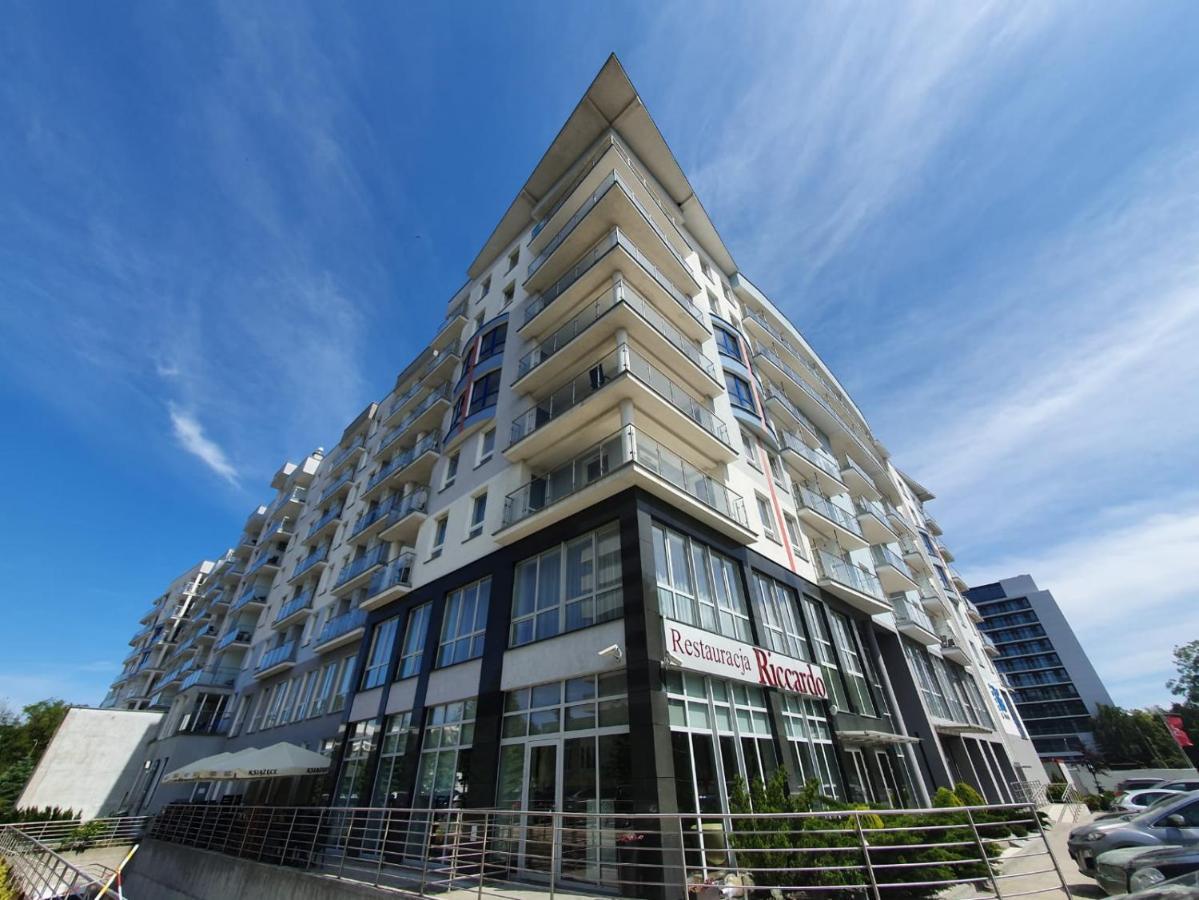 Apartament Prywatny Salon Z Aneksem Kuchennym I Sypialnia W Hotelu Diva Kołobrzeg Kültér fotó